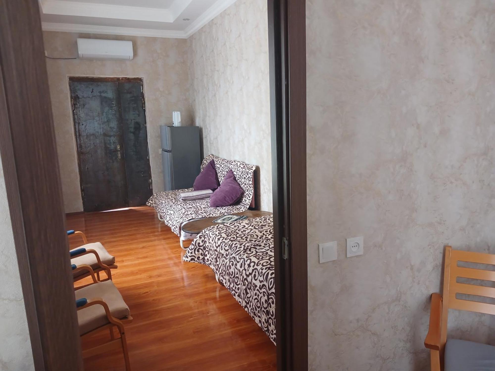 Guest House Nano Martvili Eksteriør billede